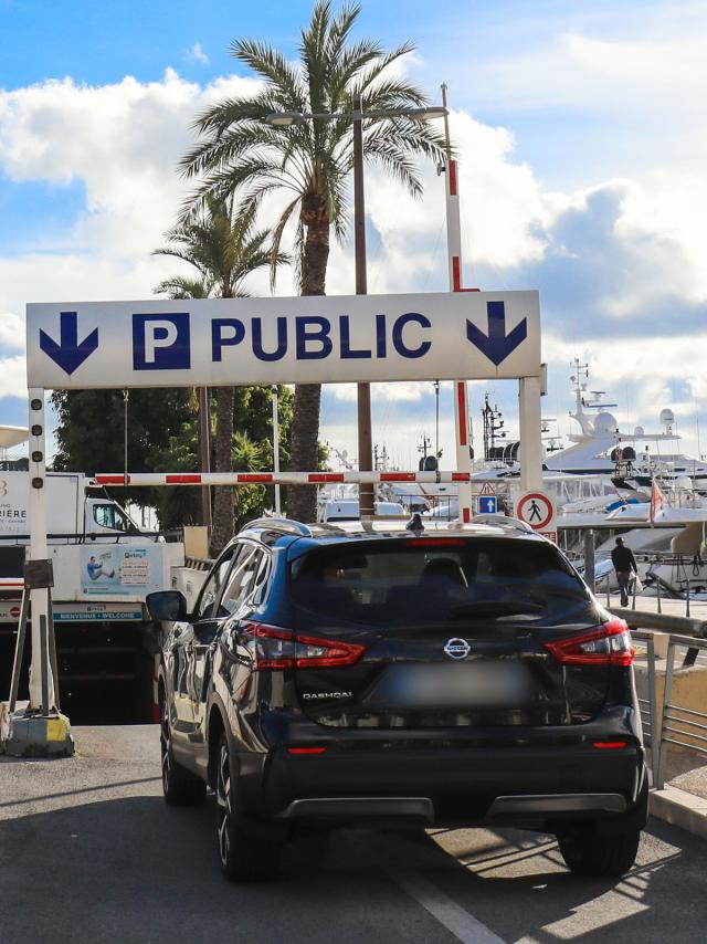 Parking Palais