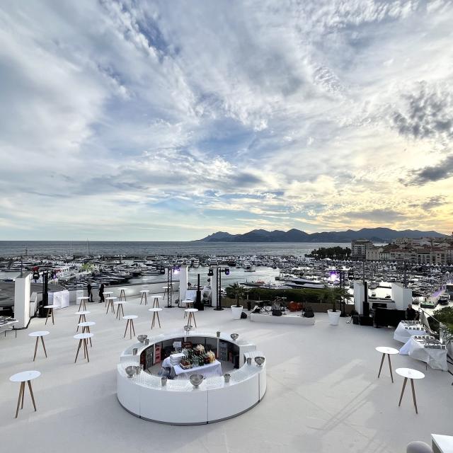 Terrasse Grand Large cocktail assembly - Cannes